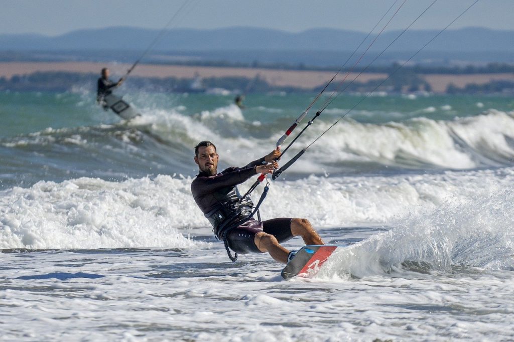 Kitesurfing am Timmendorfer Strand.